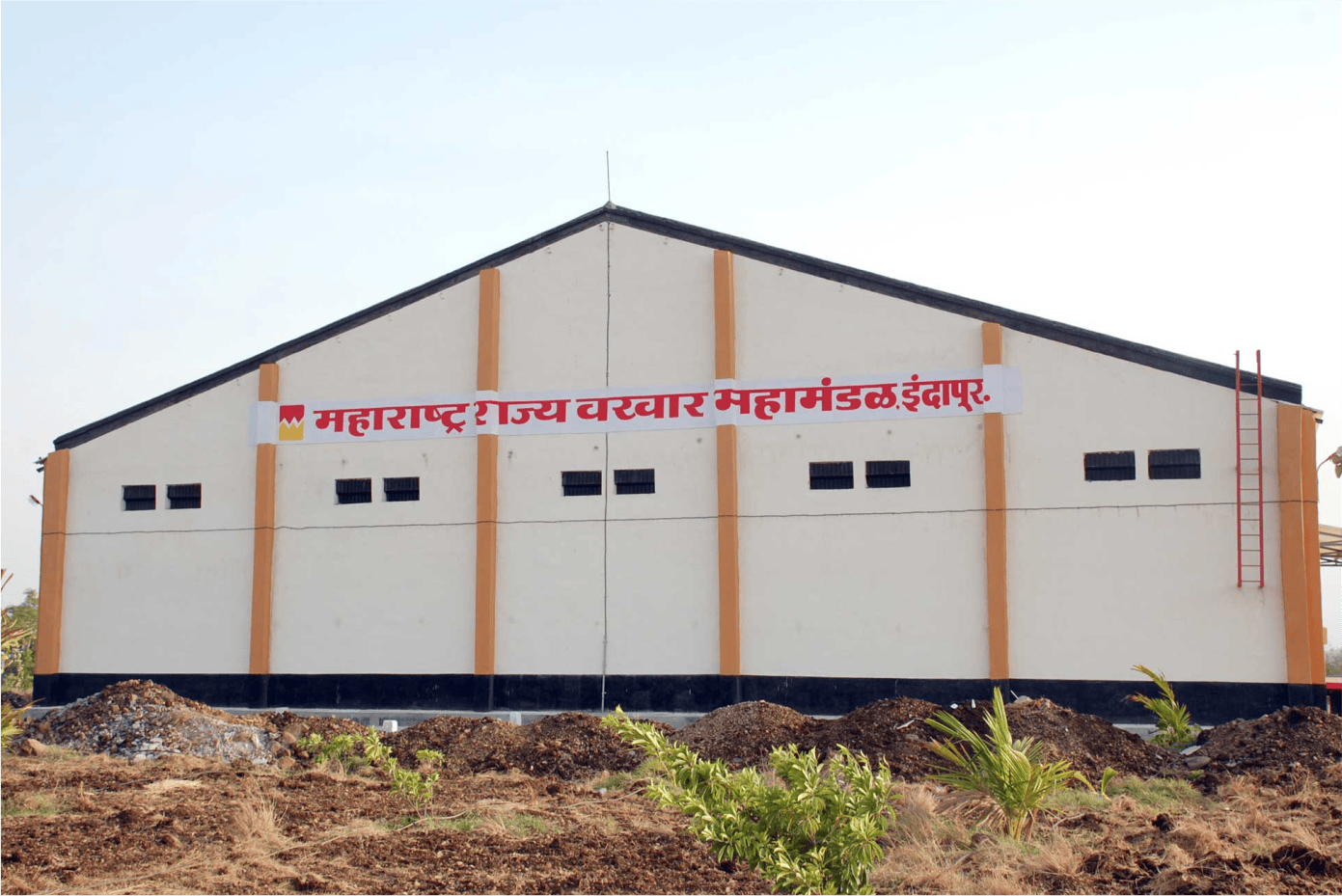 Modernizing logistics infrastructure: TATA BlueScope Klip-Lok re-roofing for MSWC Grain Storage Godown Indapur by Rishonn & Reyansh.